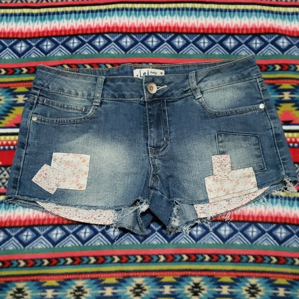 ADORABLE Shorts